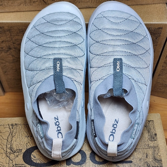 Whakata Puffy, Drizzle, NIB, retail$100, like a puffy jacket for your feet - Picture 5 of 11